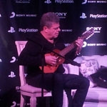 Presentación de Gustavo Santaolalla en el Sony Store de Cabildo
