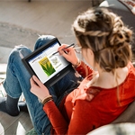 Acer lanza a nivel global su trío de laptops duraderas TravelMate para la educación
