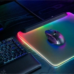 Razer anuncia Firefly V2 Pro, el primer mousepad gamer del mundo con retroiluminación LED