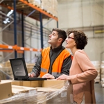 Funciones esenciales que tu laptop empresarial necesita en 2024