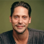 El actor que da vida a Astarion en Baldur's Gate 3 estará en Brasil Game Show 2024