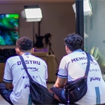 Kingston FURY y el constante apoyo al mundo del gaming: sponsor de Isurus y su nuevo equipo femenino Visa Valkyria