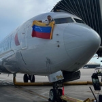 American Airlines opera un vuelo de ayuda humanitaria a Caracas, Venezuela