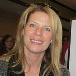 Mary Elizabeth McGlynn se suma al juego de terror Kholat